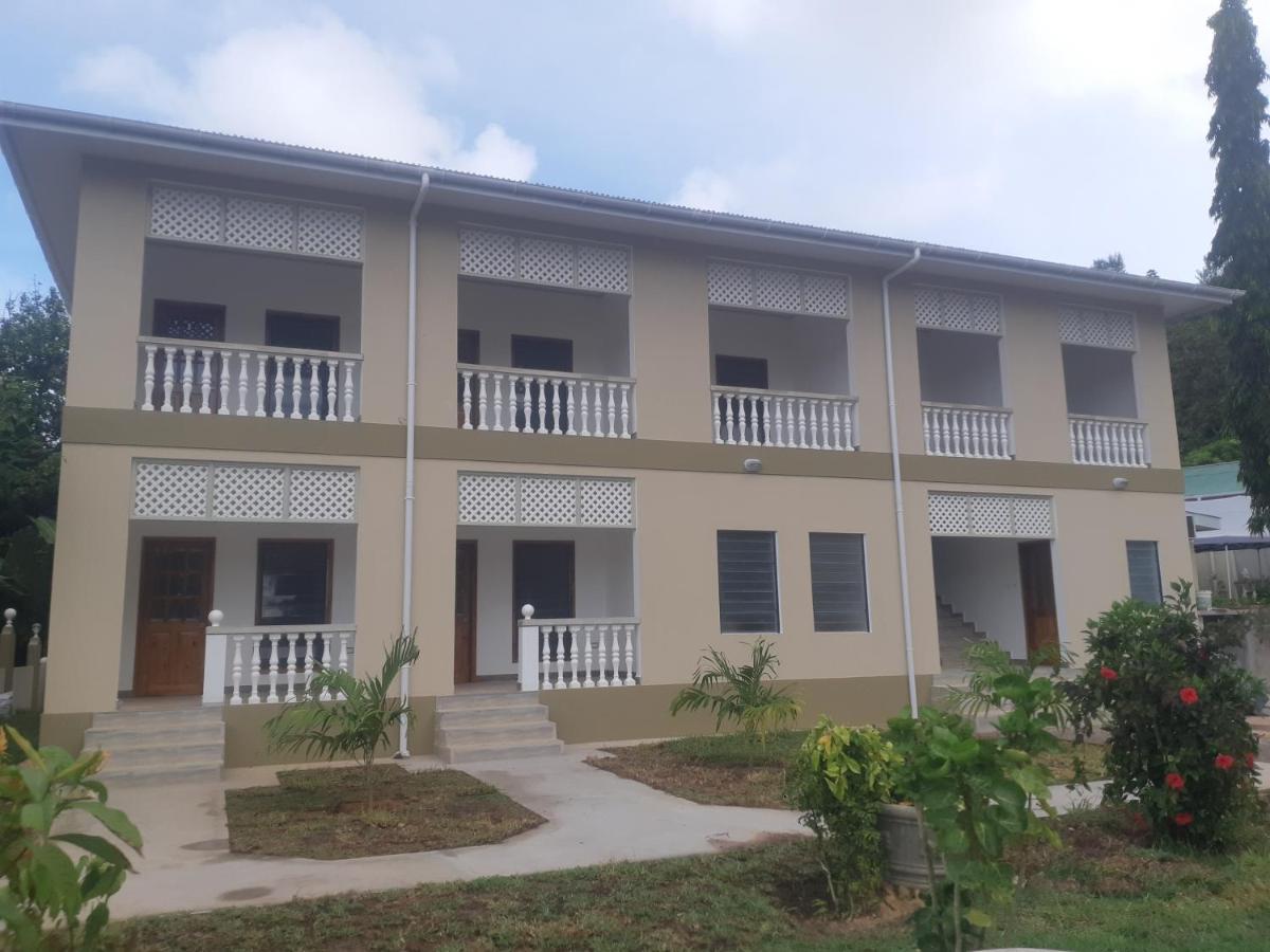La Residence D'Almee Guesthouse Baie Sainte Anne Exterior photo