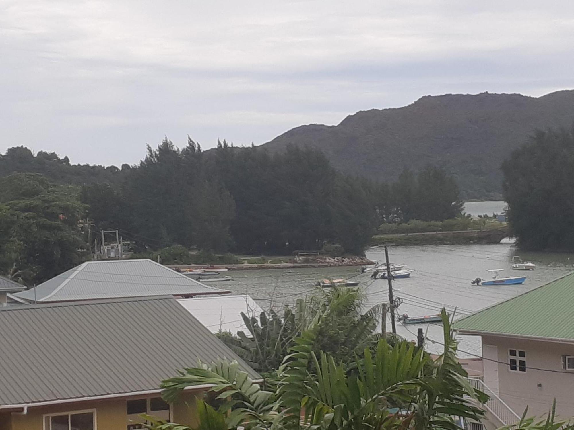 La Residence D'Almee Guesthouse Baie Sainte Anne Exterior photo