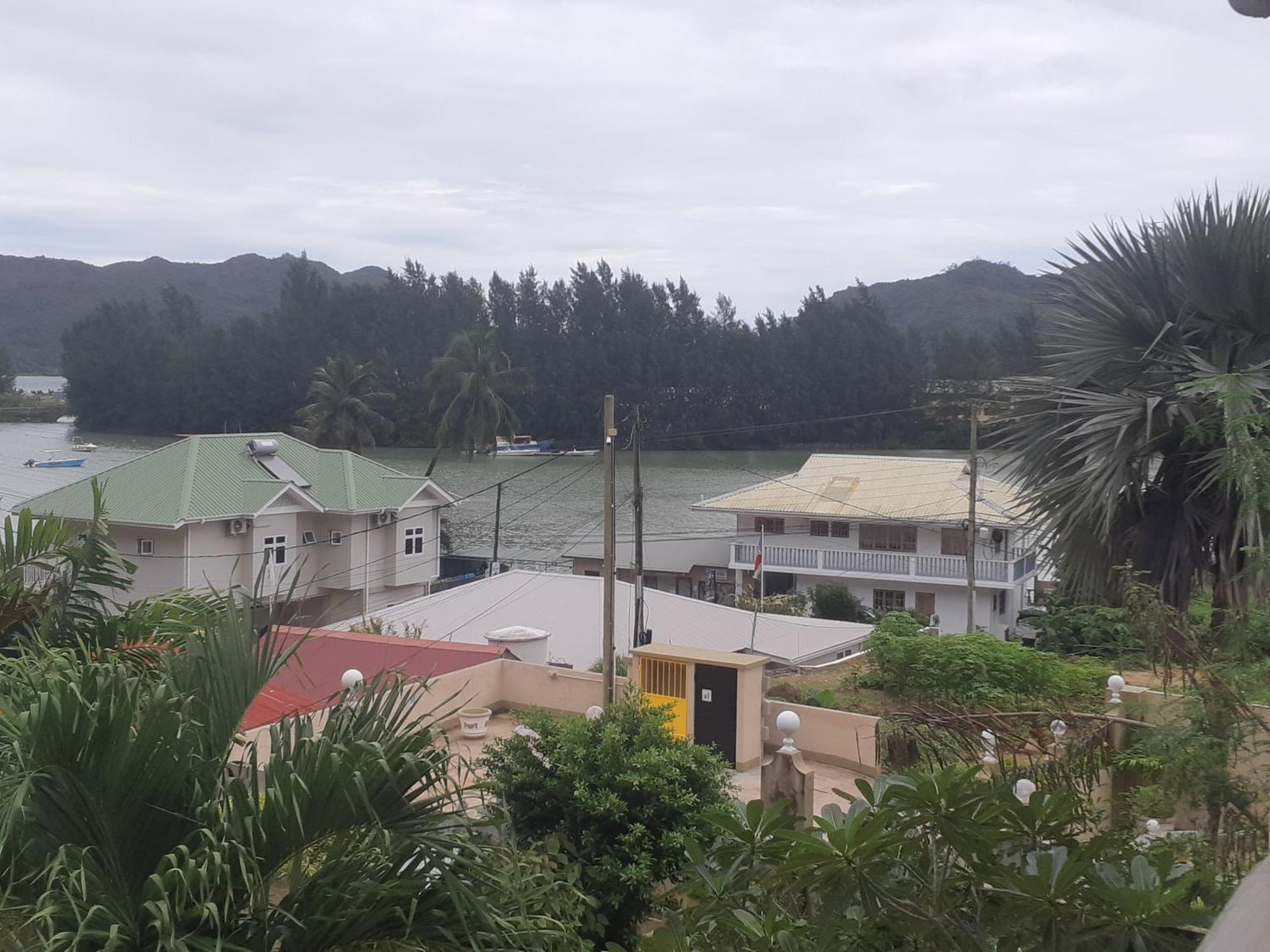 La Residence D'Almee Guesthouse Baie Sainte Anne Exterior photo